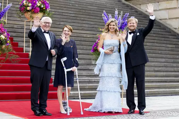 Máxima y Guillermo de Holanda con el presidente alemán, Frank-Walter Steinmeier, y su esposa, Elke Budenbender.