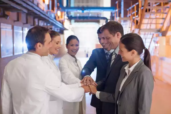 Advertencias y contingencias en la relación de universidades con empresas