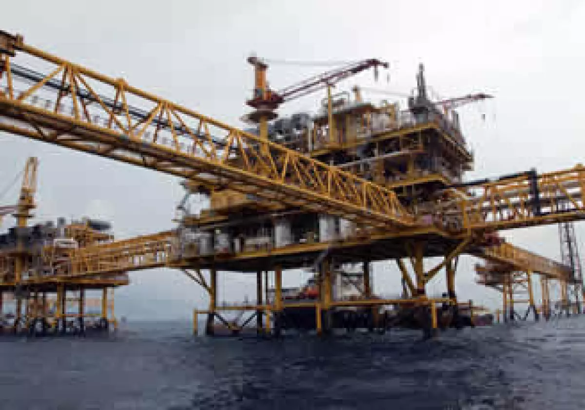 Pemex prevé incrementar su producción de crudo a 2.8 millones de barriles diarios en 2013. (Foto: Cortesía Pemex)