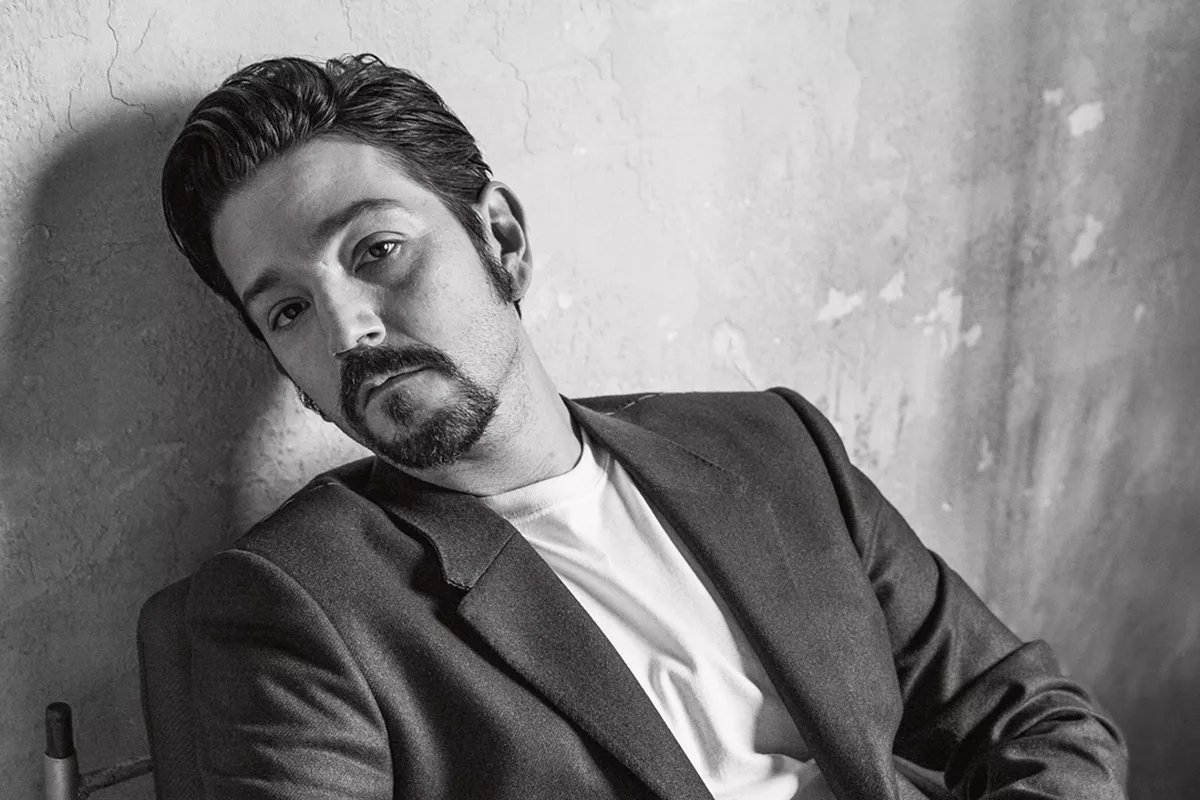Diego Luna Life and style