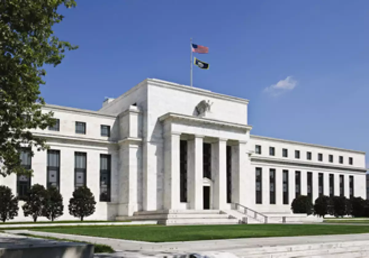Lo que la Fed aprendió en esos años difíciles es que -con doble mandato o no- la meta de mantener bajo el desempleo perdió prioridad ante la misión de combatir la inflación. (Foto: Photos to go)