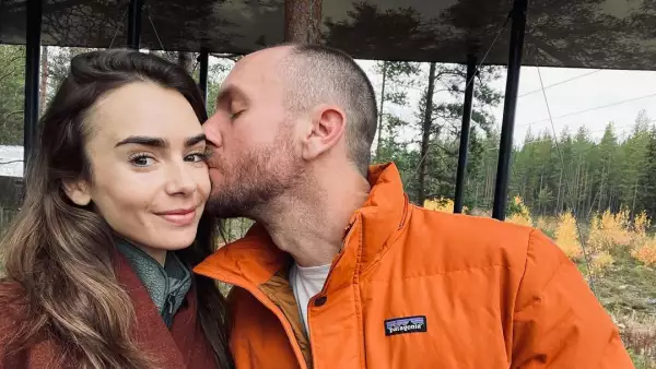 Lily Collins y Charlie McDowell