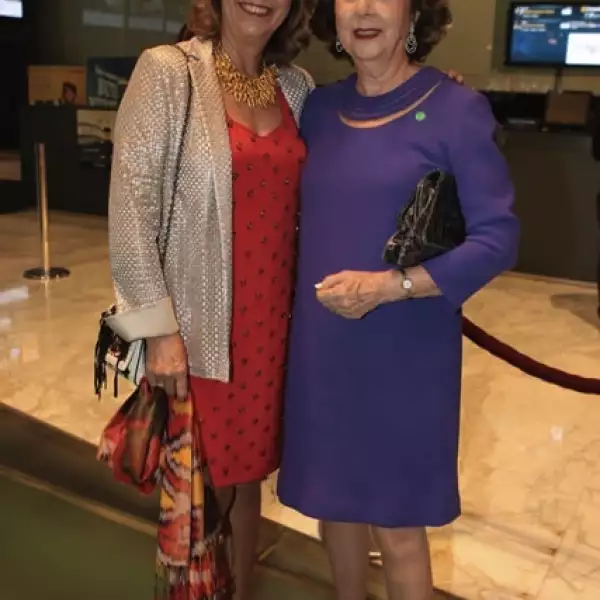 Marie Therese Arango,Carmina Arango