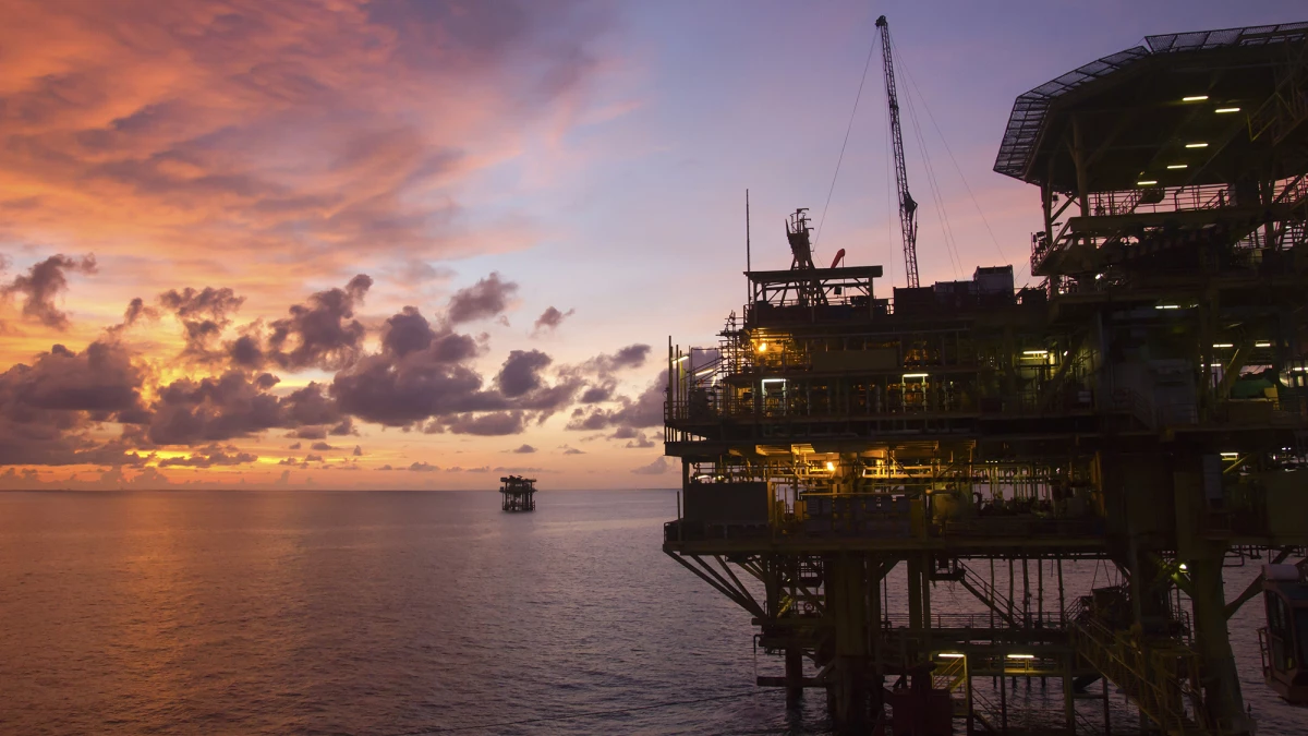 El presidente Calderón inauguró la Plataforma Bicentenario, ubicada al sur de Tamaulipas. (Foto: Thinkstock)