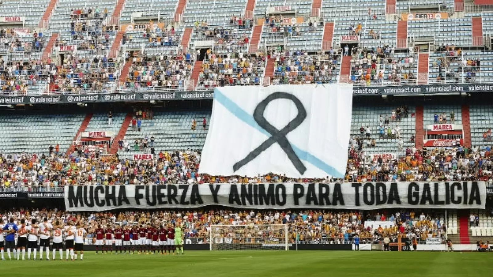 Ofrendas por el accidente de tren en Galicia