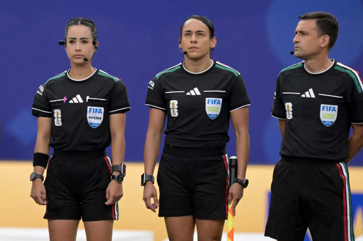 katia itzel debut mundialista .png