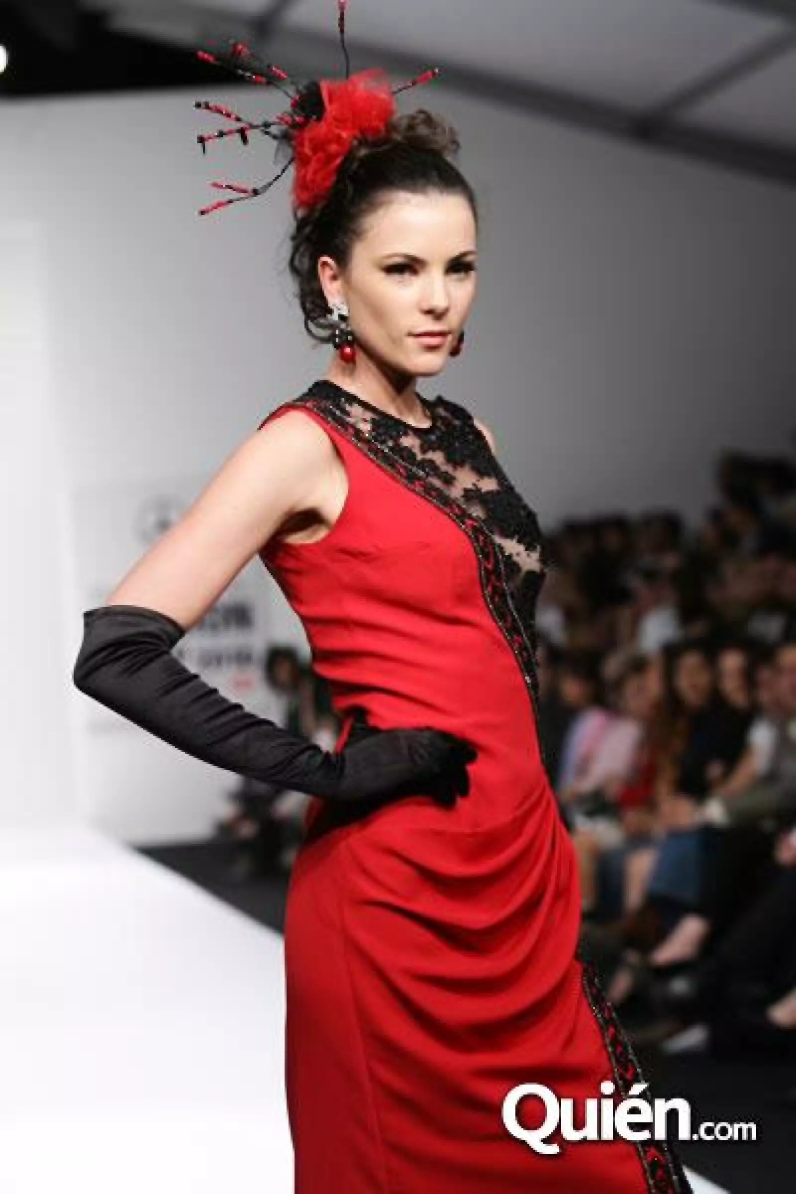 MBFM Pasarela Pedro Loredo