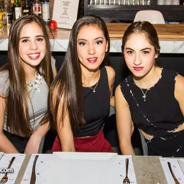 Katya Serna,Renata Leal y Bárbara Leal