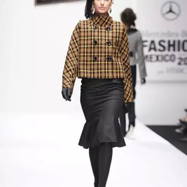 MBFM Pasarela Pedro Loredo