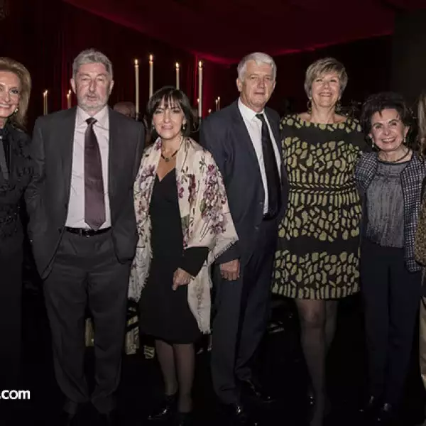 Carmen Hill, Shay O´Rourke y su esposa, Marina Menu y esposo, Sra. Amalia García Moreno y Paola Abarón