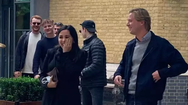 Hanna Jaff y Casey Larsen