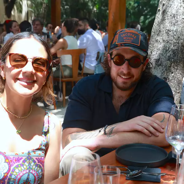 Alejandra Covarrubias y David Castro 