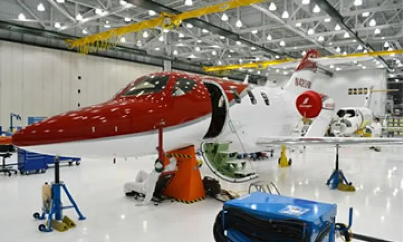 El HondaJet consume hasta 40% menos turbosina que otras naves, aseguró Honda. (Foto: AP)