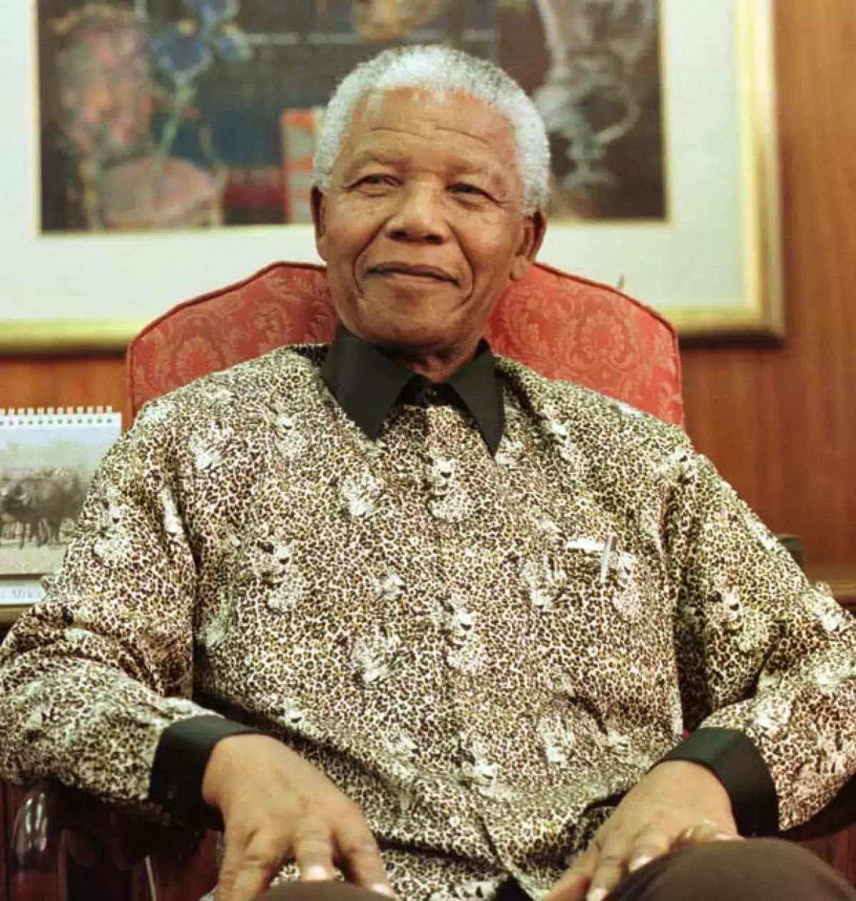 El nieto del fallecido Nelson Mandela ha sido acusado de violación a una menor de edad.