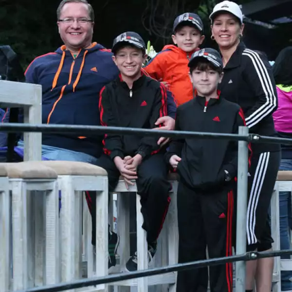 Carlos, Carlitos, Alex, Juan Pablo y Marta Luz del Ángel