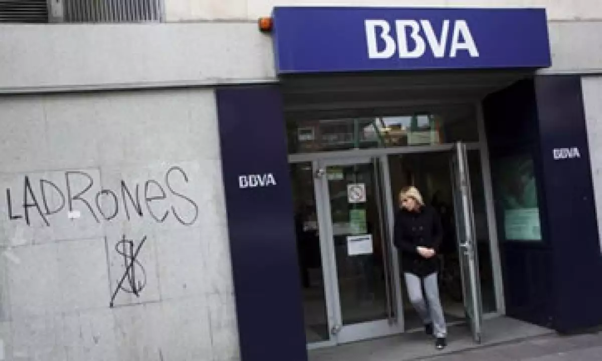 BBVA dijo que tendrá que aportar 1,800 mde para las nuevas coberturas. (Foto: Reuters)