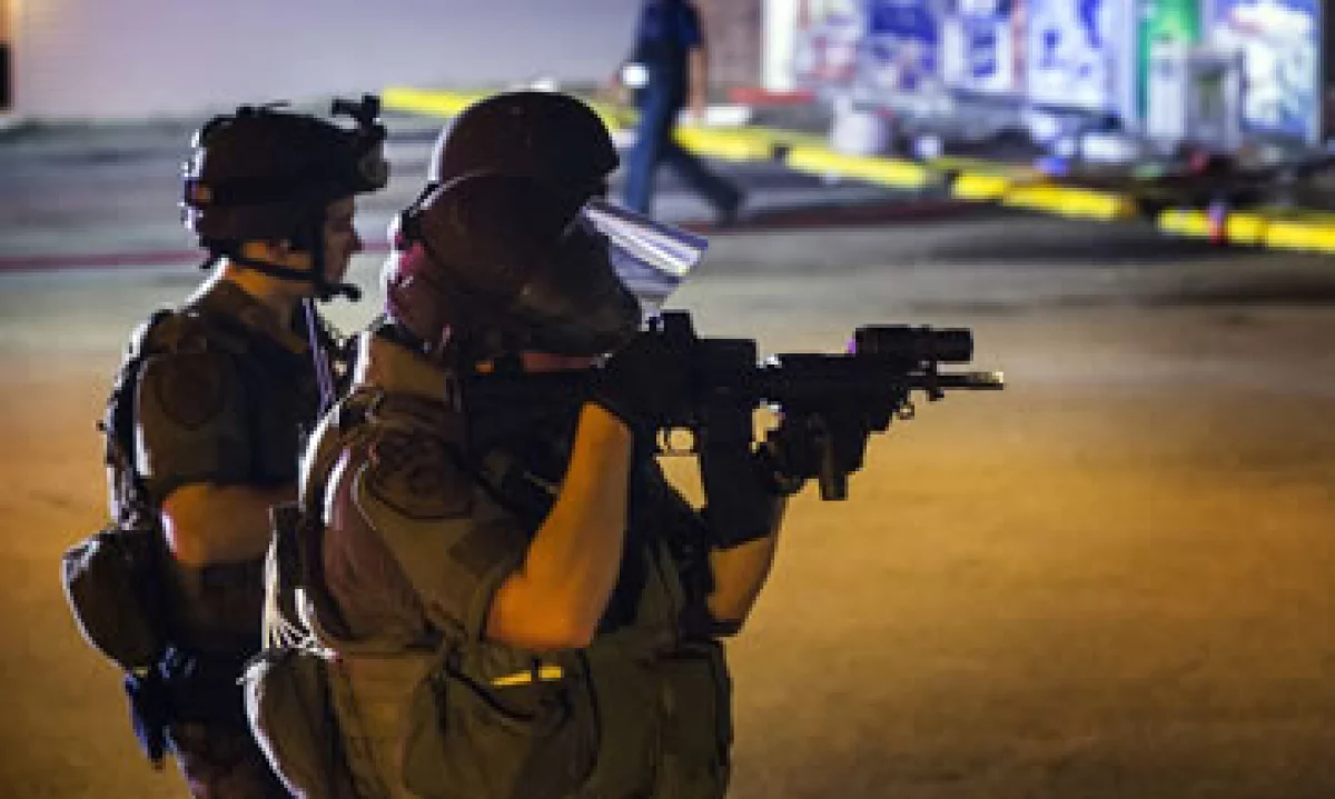 Los inversionistas apuestan que las acusaciones por las tácticas que utiliza la policía en Ferguson aumentarán la venta de videocámaras. (Foto: Especial)