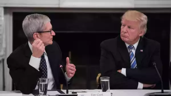 Tim Cook y Donald Trump