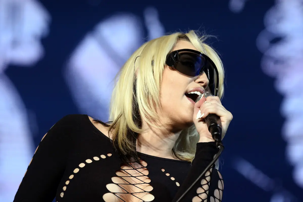 Miley Cyrus Performs in Bogota