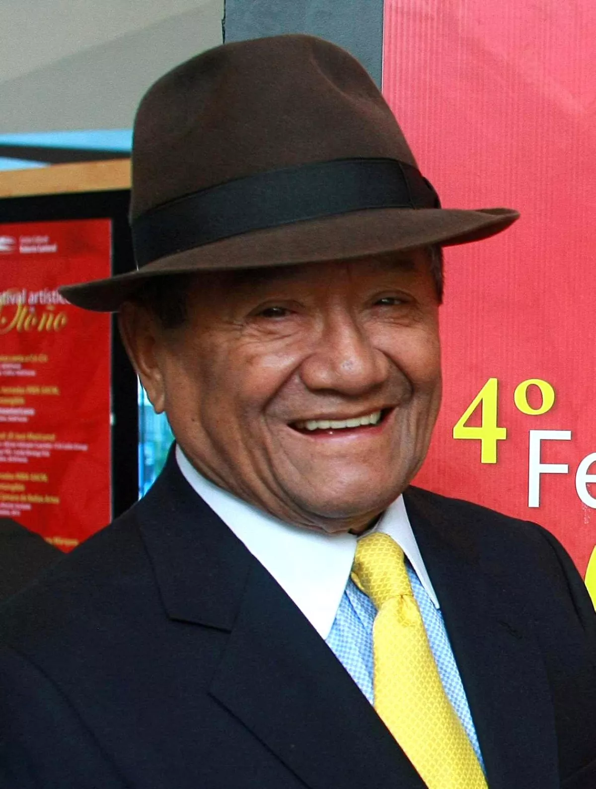 Armando Manzanero.