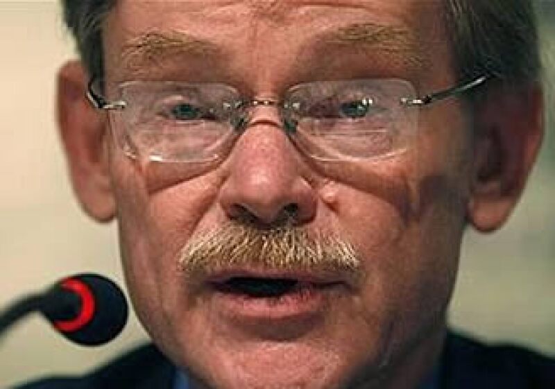 Robert Zoellick, presidente del Banco Mundial, pidió a las naciones industrializadas trabajar en la recuperación global. (Foto: AP)