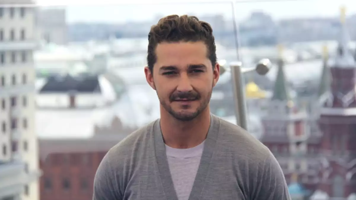 Shia LaBeouf dijo estar embarcado en proyectos para encontrar un sentido a su existencia, según declaro a una revista