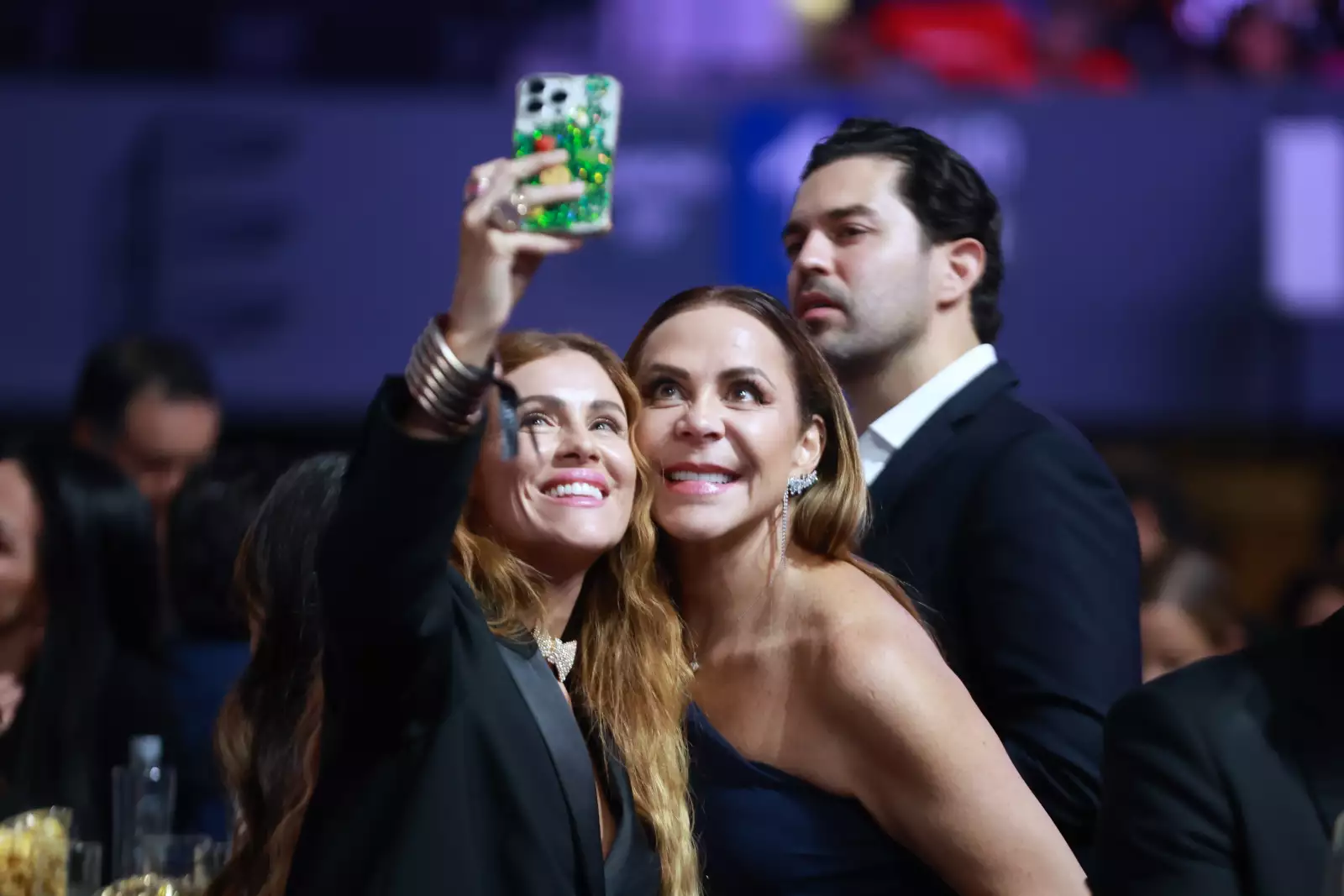 Michelle Torres y Ethel Soriano