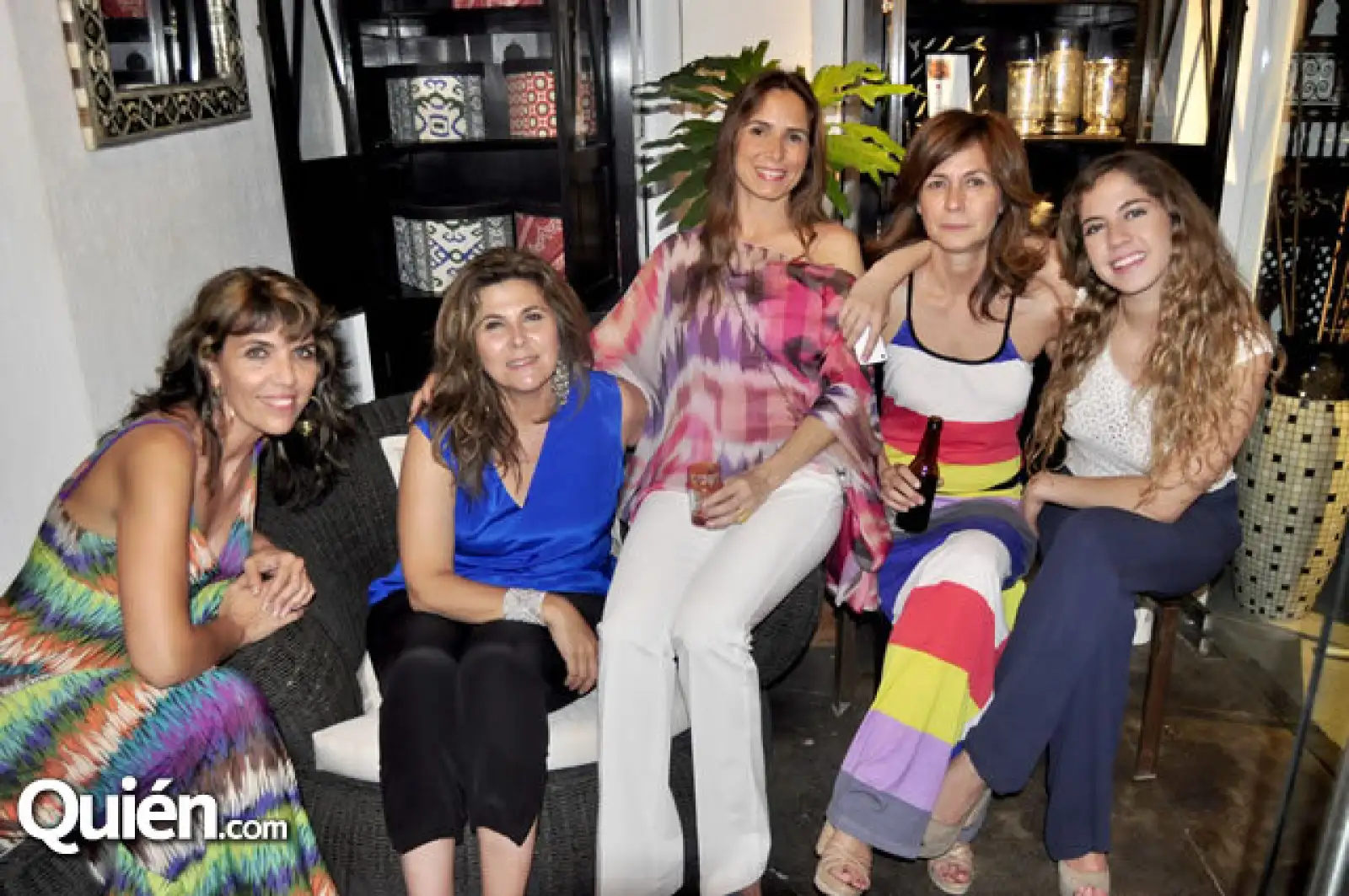 Beatriz Castañeda, Virginia Guerra, Cristina Canales, Luz Ma Villarreal y Pao Zerguine