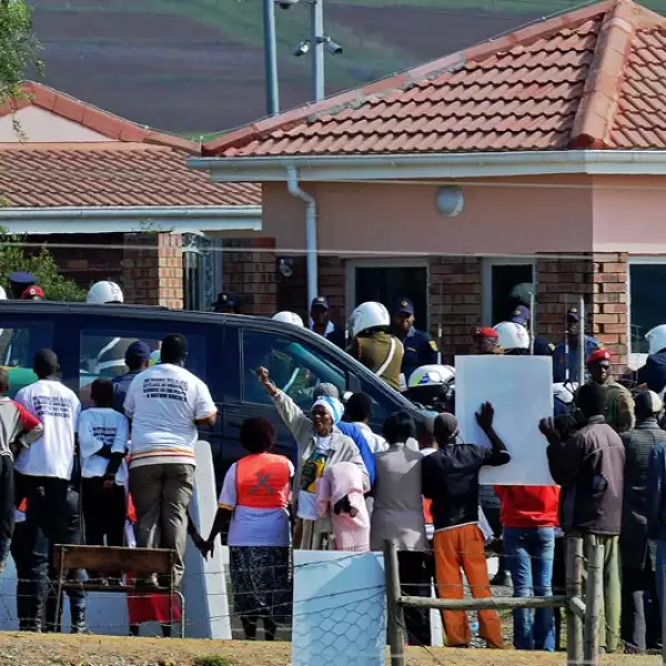 mandela, llegada restos, qunu