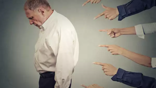 Acusaciones y denuncias