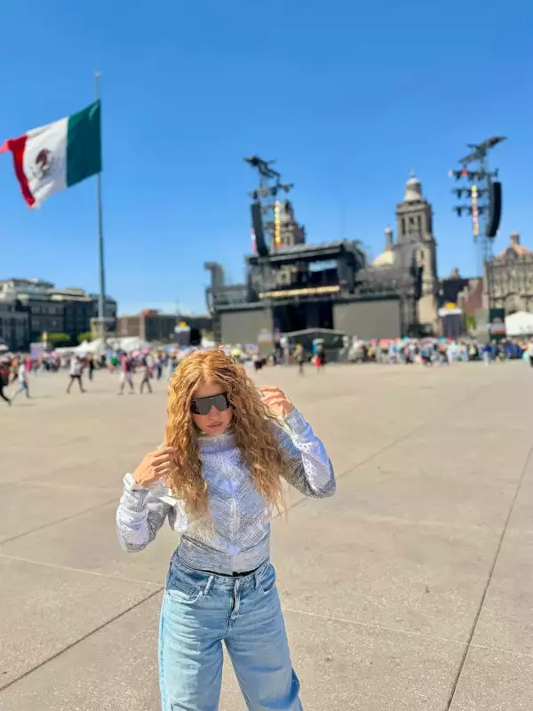 shakira-shakibecca.jpg