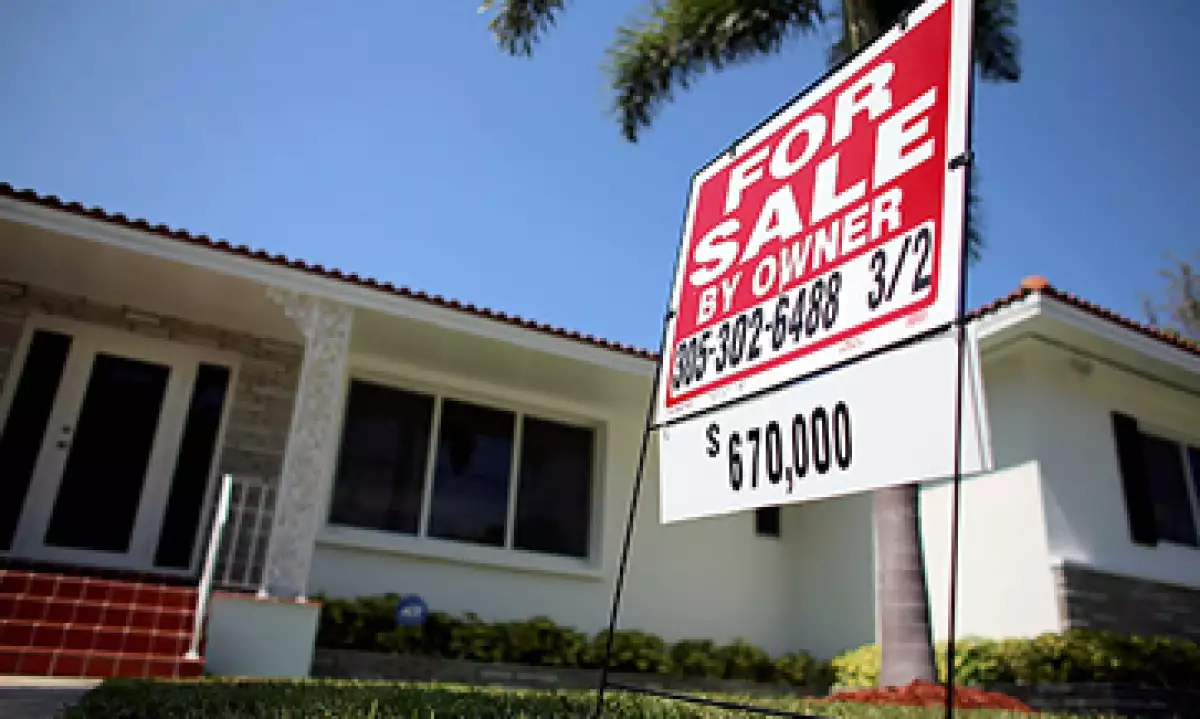 Las tasas hipotecarias han subido fuertemente desde mayo ante la expectativa de que la Fed comenzará a reducir su estímulo monetario. (Foto: Getty Images)