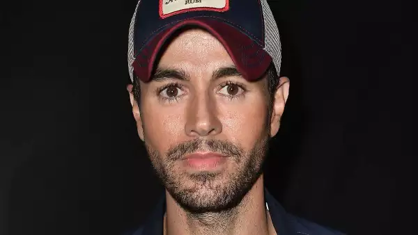 enrique-iglesias (1).jpg