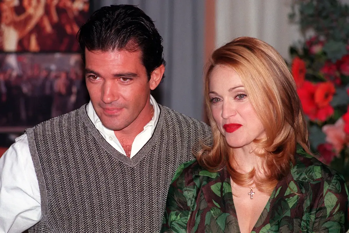  Antonio-Banderas-Madonna