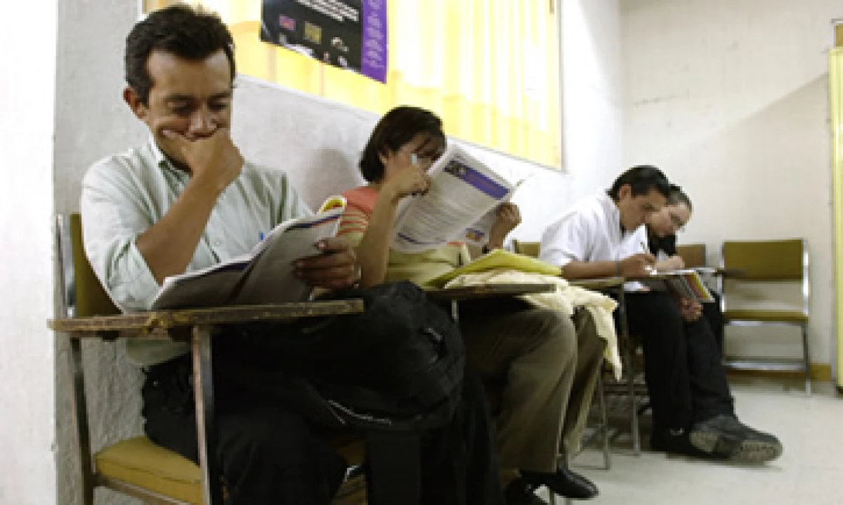 La población ocupada alcanzó 94.88% de la Población Económicamente Activa. (Foto: AP)