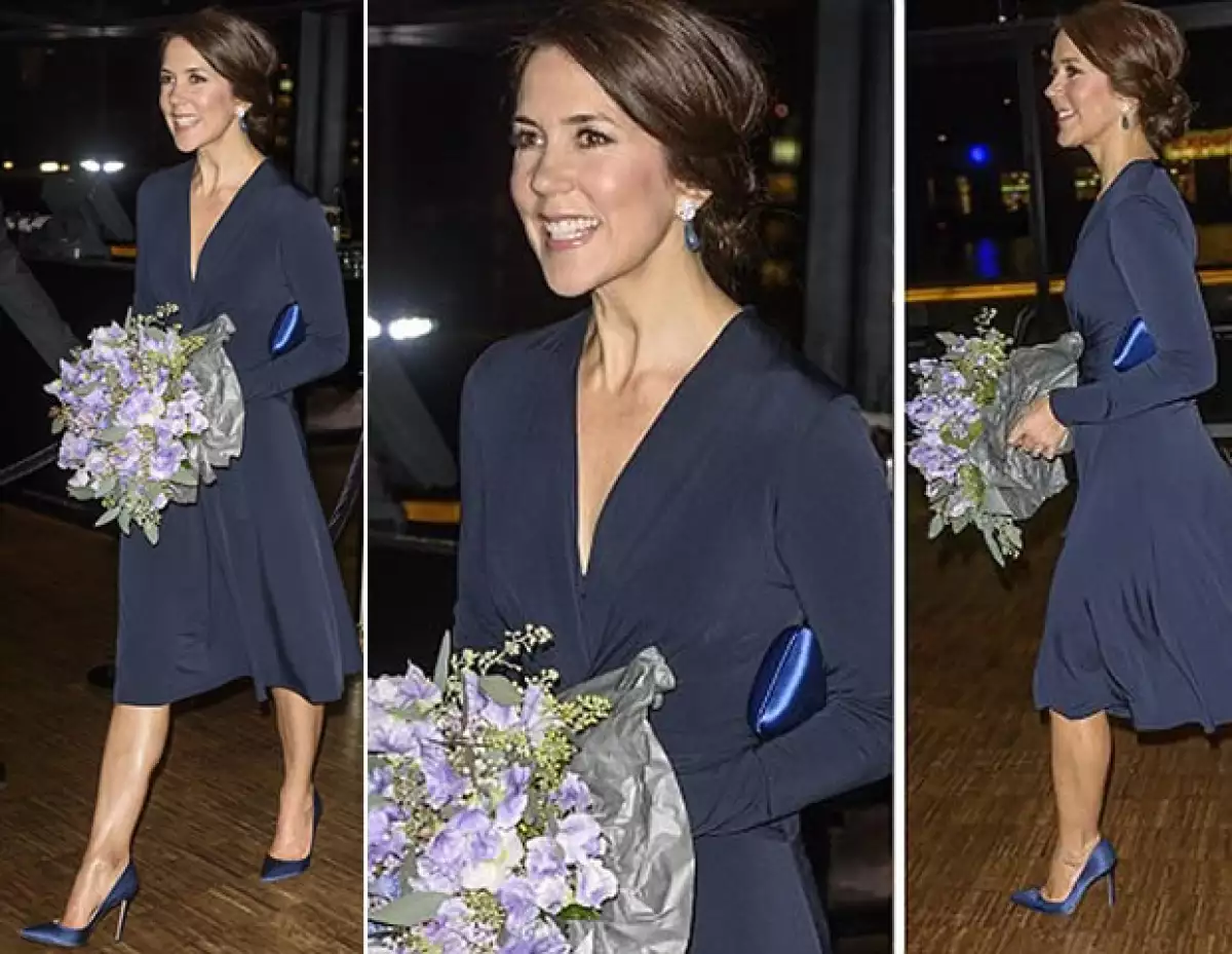 El vestido fue creado en un azul especialmente para Kate, mientras que Mary optó por un tono más oscuro.