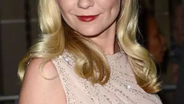 La actriz agradeció irónicamente el buen servicio del sistema de almacenamiento iCloud tras la publicación de fotografías comprometidas de decenas de celebridades.