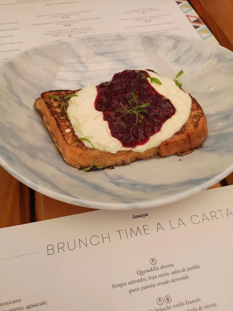 Life and Style French Toast 7.jpg