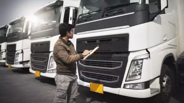 Producción de camiones en México se encamina a su peor año este 2026