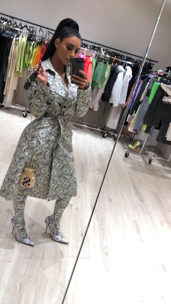 Kim-Dolares