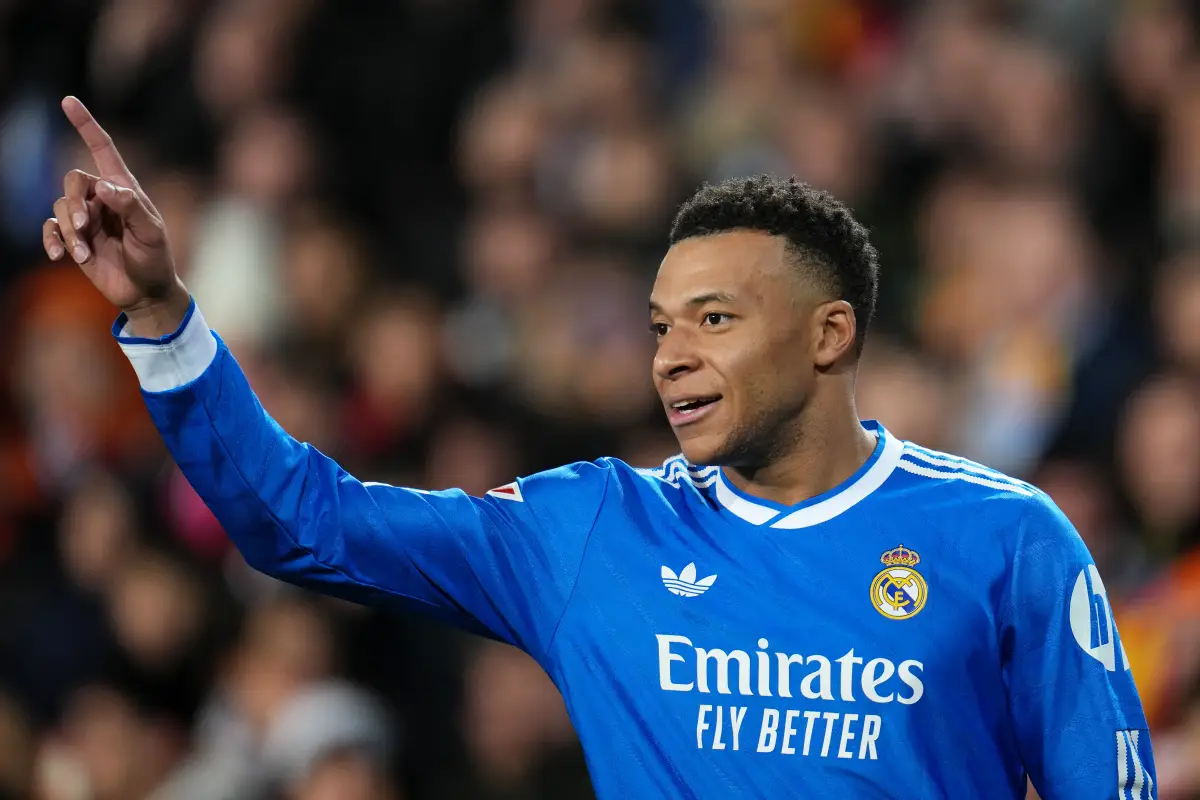 Que siempre sí… Mbappé está disponible para jugar contra Real Sociedad