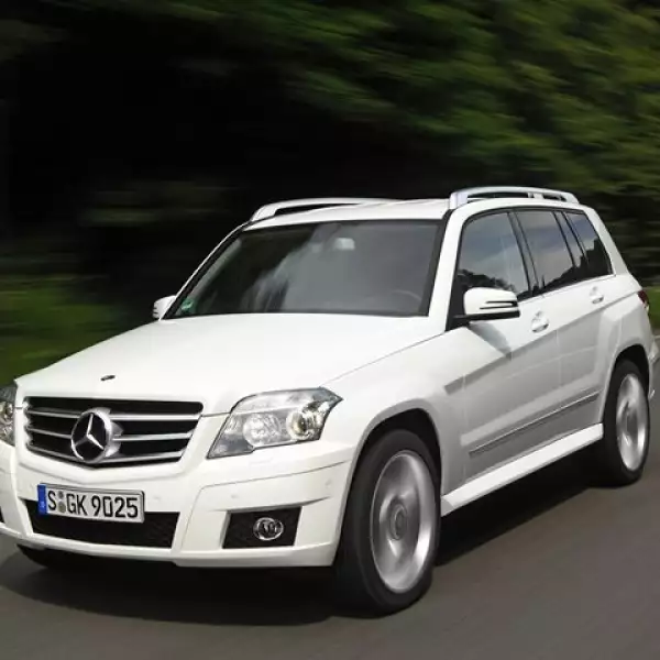 GLK 280 SPORT de Mercedes-Benz. 49,990 dólares