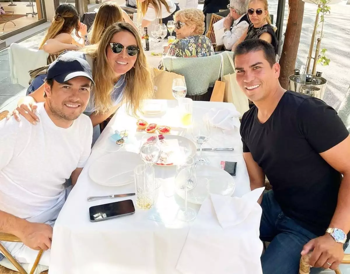 Hermanos checo perez.jpg