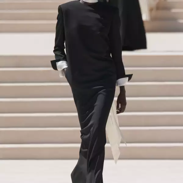 Balenciaga HC F26 003.jpg