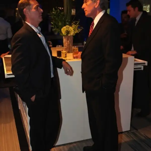 Ricardo Chávez y John Davis