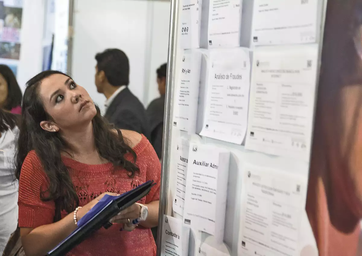 Las personas ocupadas con menores salarios van a la alza.