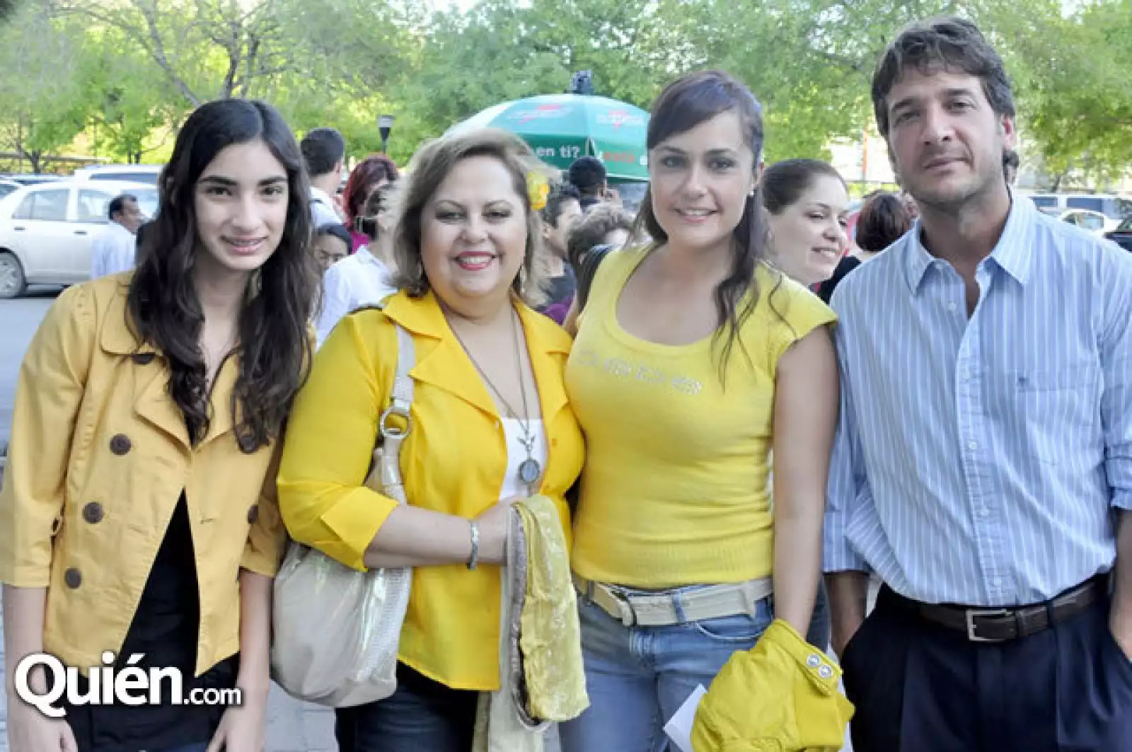 Frida Castorra, Ely de Elizondo, Susana Elizondo y Pepe Chapa