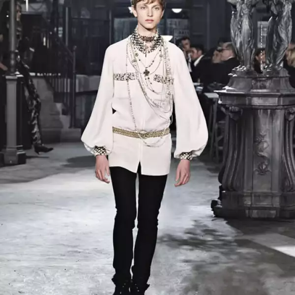 Chanel Metiers D´Art 2015/16.