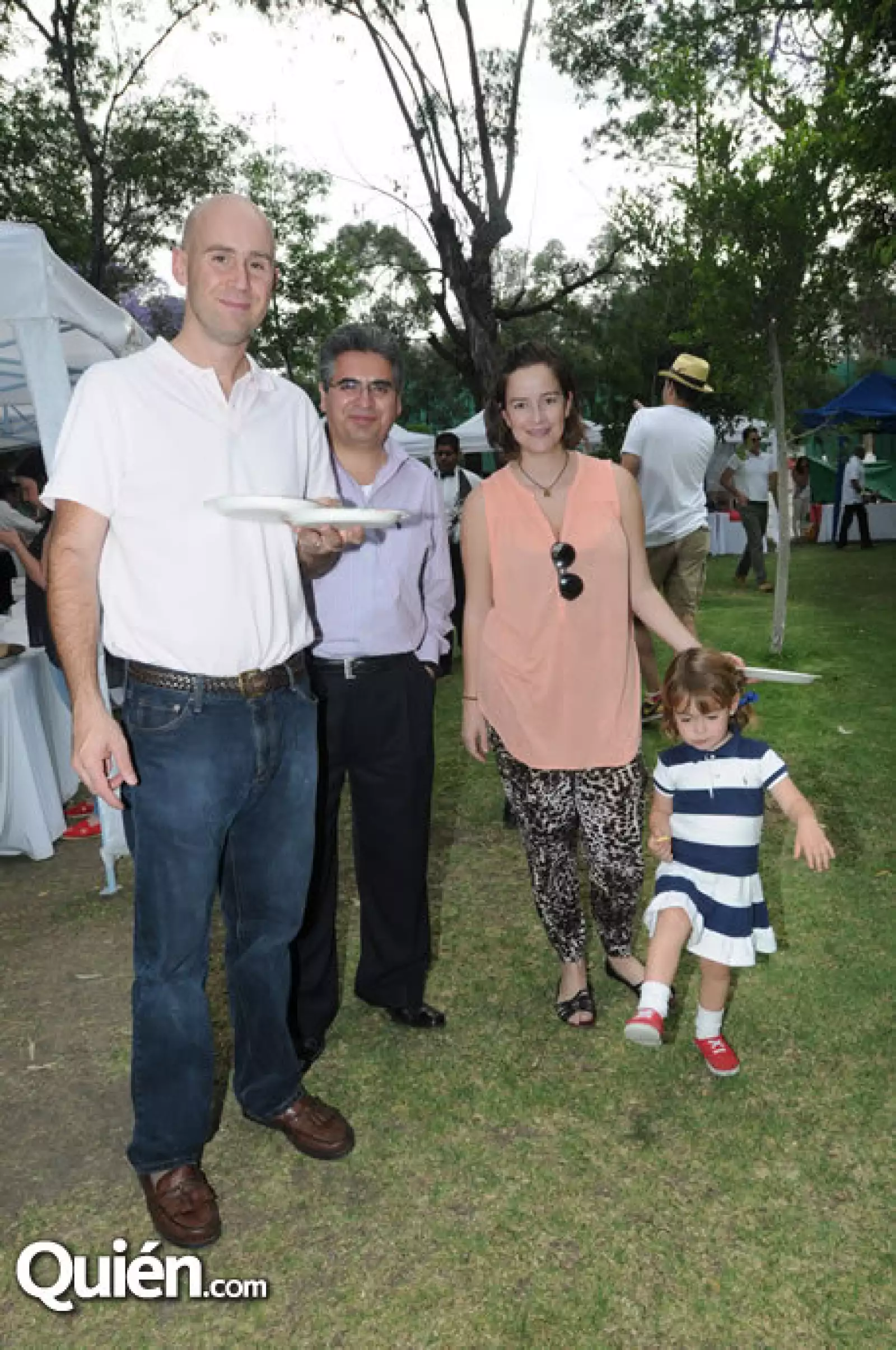 Diego Barrera,Salvador Camacho,Caty Begoña Barrera