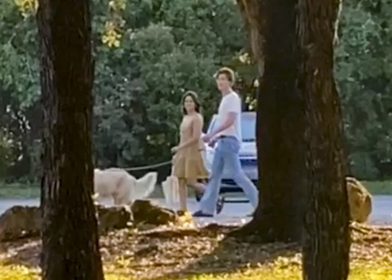 EXC Camila Cabello, Shawn Mendes